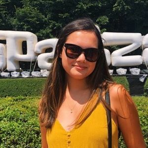 Meet your Posher, Mia